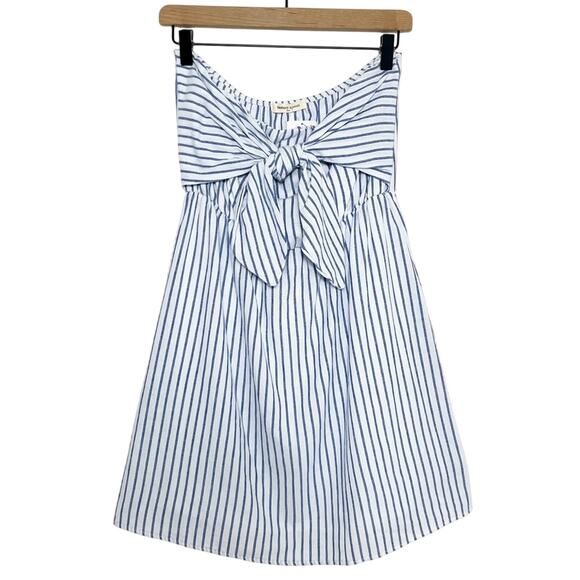 Dresses & Skirts - THE BLUE DOOR BOUTIQUE SEASIDE STRAPLESS BLUE WHITE LARGE DRESS BRAND NEW